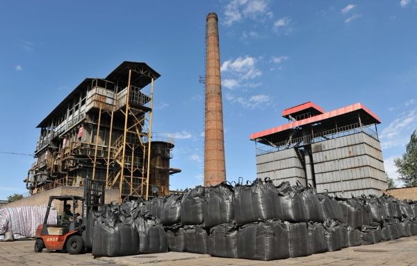 果殼活性炭發(fā)貨現(xiàn)場(chǎng)