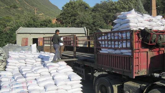 活性炭裝車(chē)現(xiàn)場(chǎng)